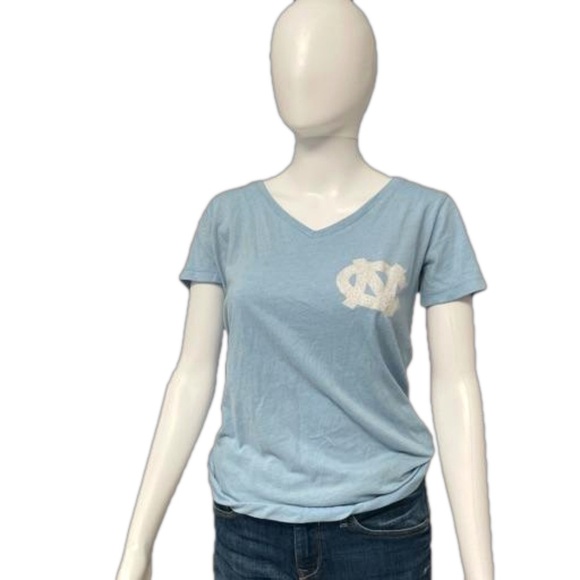 UNC Tar Heels women’s medium t shirt - Picture 2 of 8